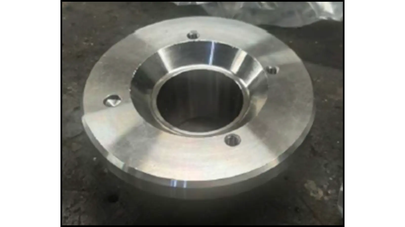 In the operational environment of Karpowership, the VaRoM Sensor is installed on the Valve. Escom Enhanced Solution.