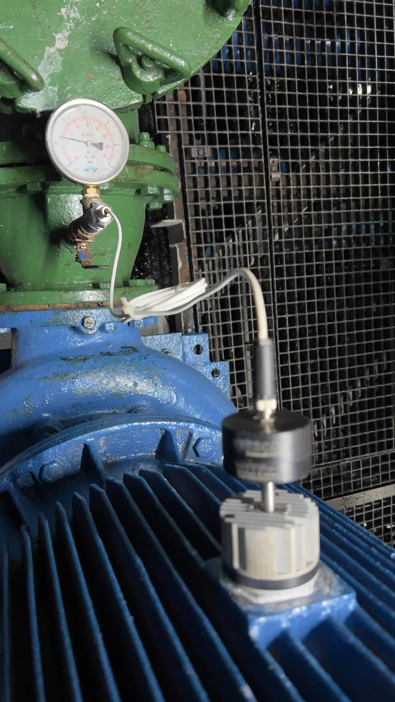WiTPr-es-C Wireless Pressure Temperature Sensor Industrial Installation